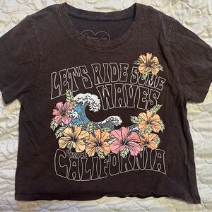 Let's Ride Some Waves Graphic Crop Top - Black